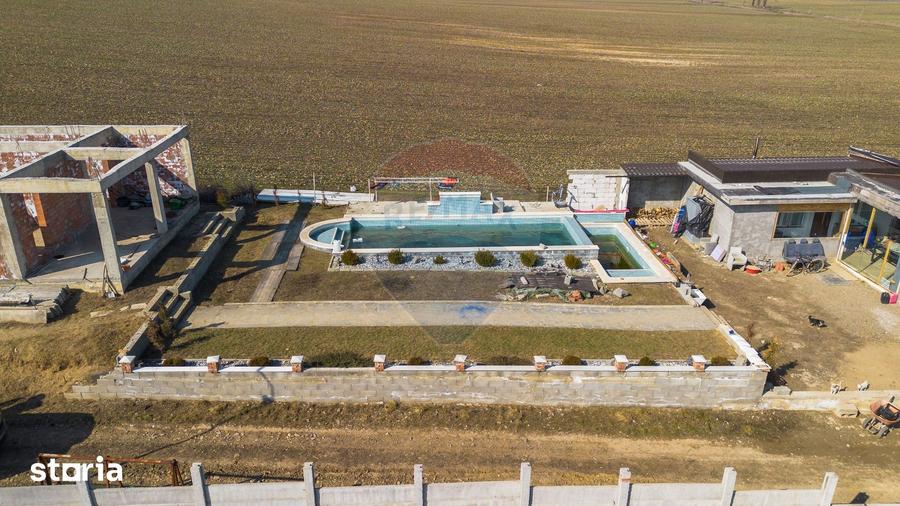 Teren de 13500 mp, în Voinești