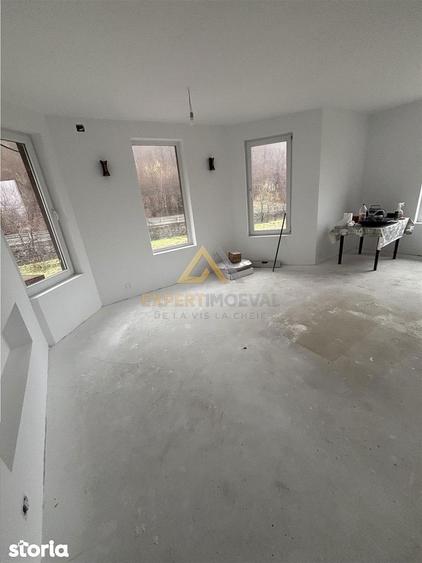 Pensiune turistica in Cavnic de vanzare - 4