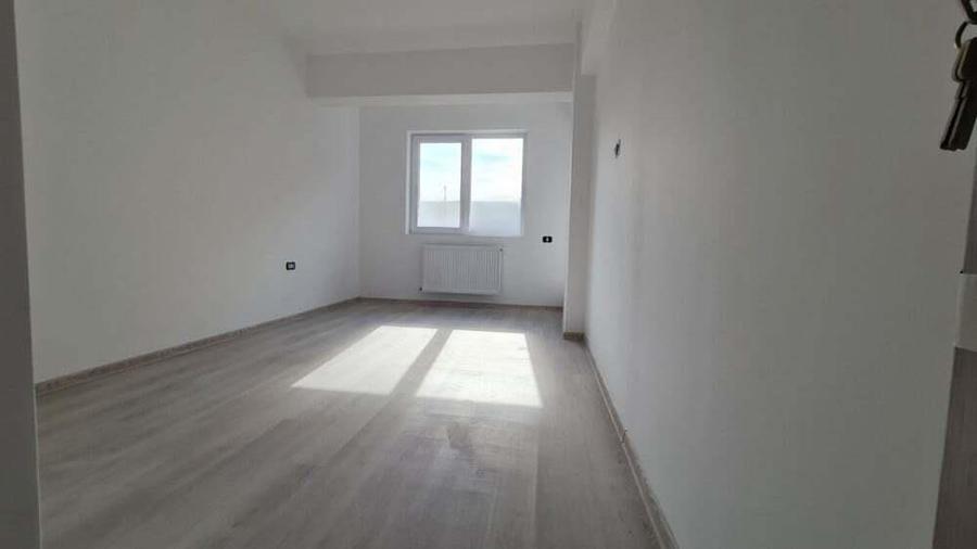 3 cam decomandat | Centrala termica proprie | Metrou Teclu - 4