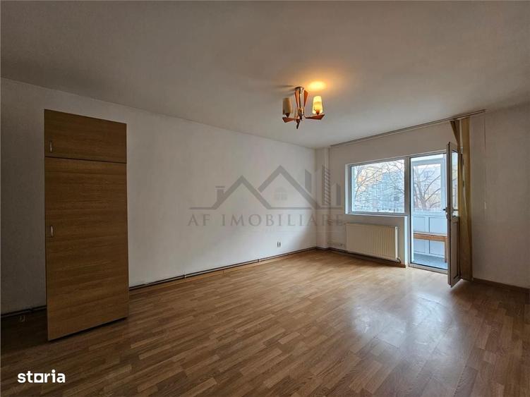 Apartament 3 camere Dacia - 3