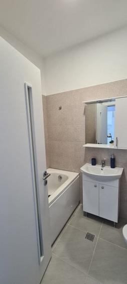 Inchiriez garsoniera Militari Residence LUX - 5