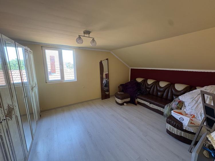 VILA IN SANNICOLAU MARE - 4