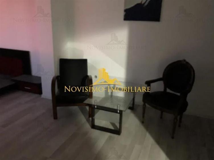 NOVISIMO-IMOBILIARE: PENTHOUSE CU 3 CAMERE IN ZONA 9 MAI, P. - 4