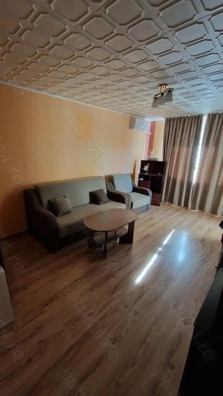 Vand apartament 2 camere, zona centrala - 7