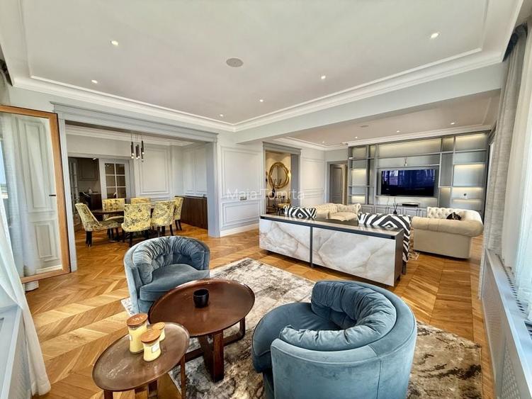 Apartament spectaculos cu 5 camere în zona Herăstrău