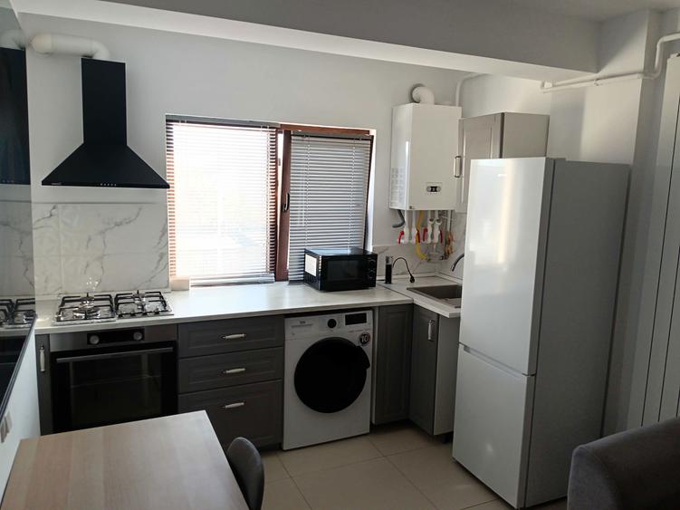 Inchiriez,Apartament 1 camera - tip studio, zona Carrefour-Mall Braila - 2