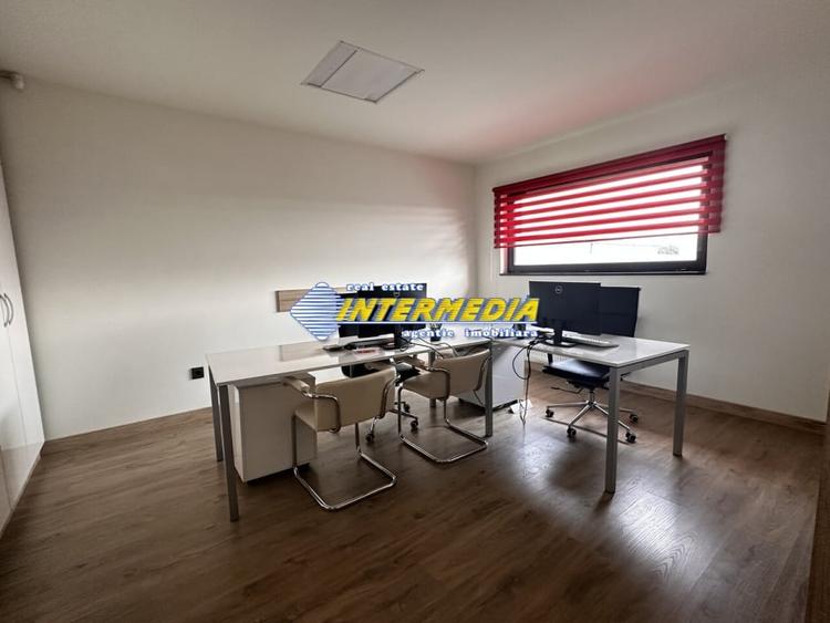 560 mp Hala Depozit Productie Servici cu Birouri curte teren 1035 mp si panouri - 4