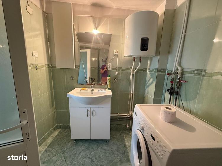 Casa de vanzare cu teren 3750 mp - 2