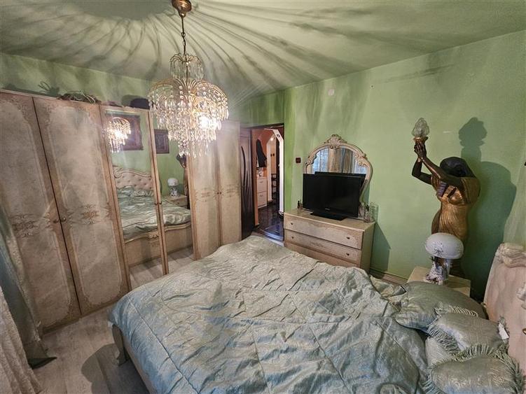 Resita, 3 Cam. Dec., Micro 4 - 16