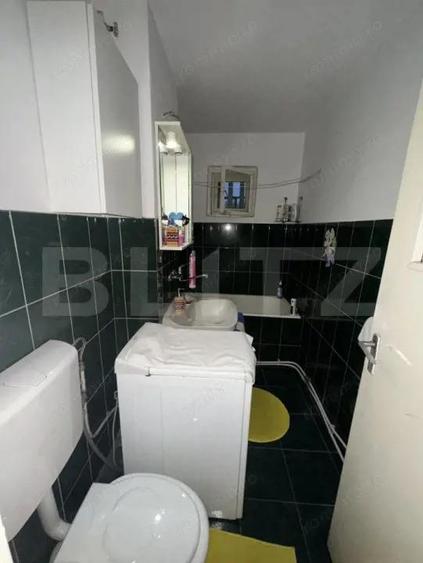 Apartament cu 4 camere, semidecomandat, Deva, zona lini?tita - 2
