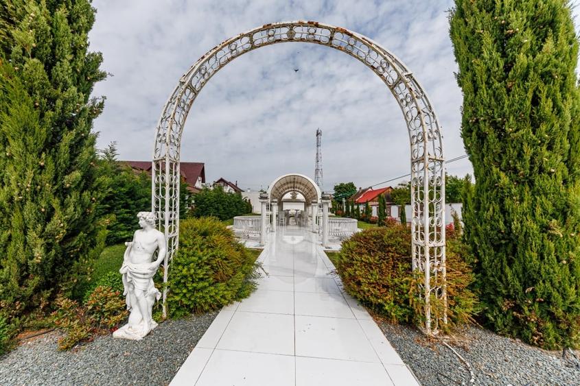 Complex pensiune, sala evenimente, restaurant, terase, gradini - langa Timisoara - 8