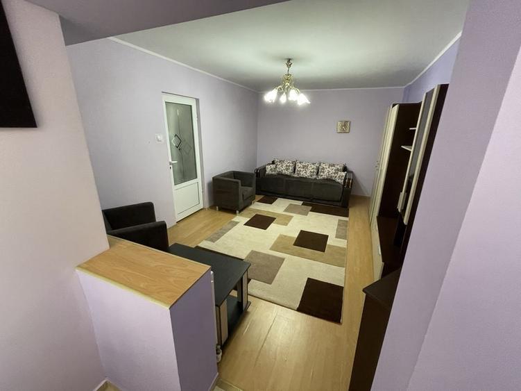 De vânzare garsoniera Zona Radu Negru - 2