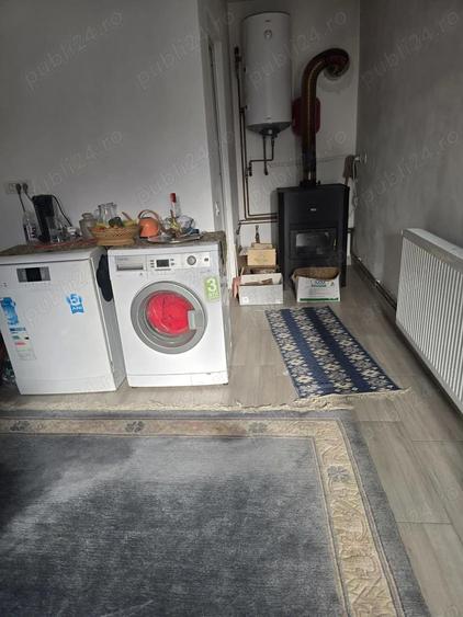 Casa 3 camere in sat Dragoesti comuna Racovita amenajata mobilata utilata pozitie excelenta - 12