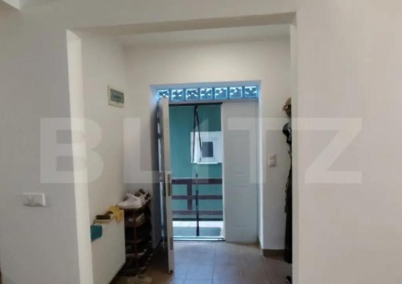 Casa deosebita cu 3 camere si spatiu comercial in Sangeorgiu - 5
