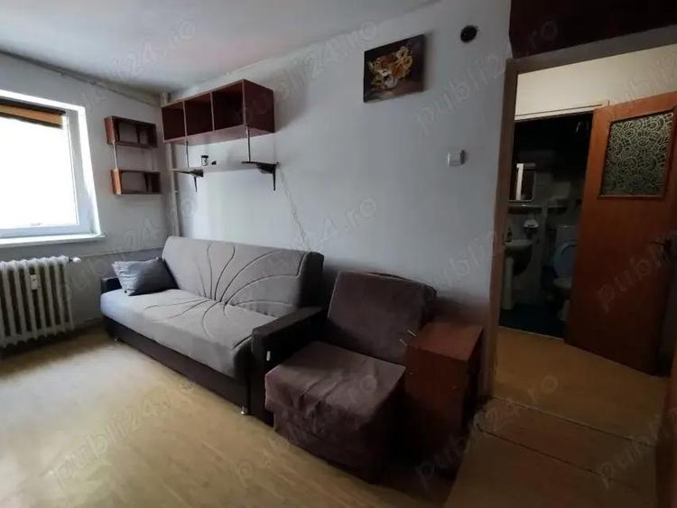 Proprietar | Garsoniera Decomandata Et. 1 | 5 min Metrou 1 Decembrie | 52500 Euro - 3