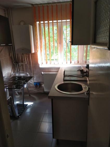 Ultracentral 2 camere etaj 1 - 4