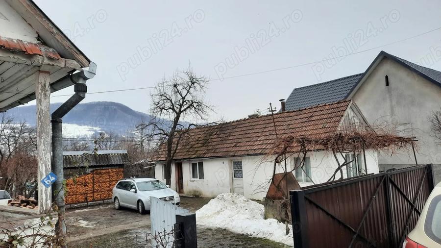 Casa de vanzare plus teren arabil - 1