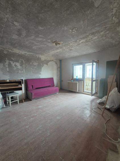 GARSONIERA DECOMANDATA IN BLOC DE APARTAMENTE, 41 MP, ETAJ INTERMEDIAR - 2