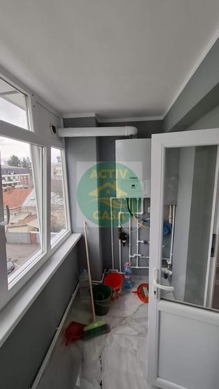 Apartament cu 2 camere decomandat în Central