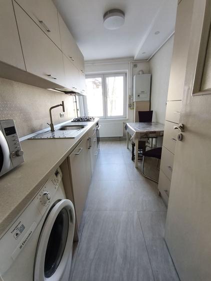 Apartament 4 camere | 2 băi | zona Cornișa parter inalt - 1