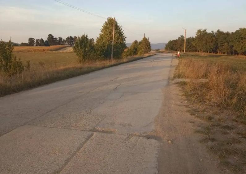 De vanzare teren extravilan langa Arcus - 1