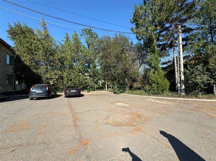 Cladiri de birouri 1.116mp si teren intravilan 5.687 mp de vanzare - 2