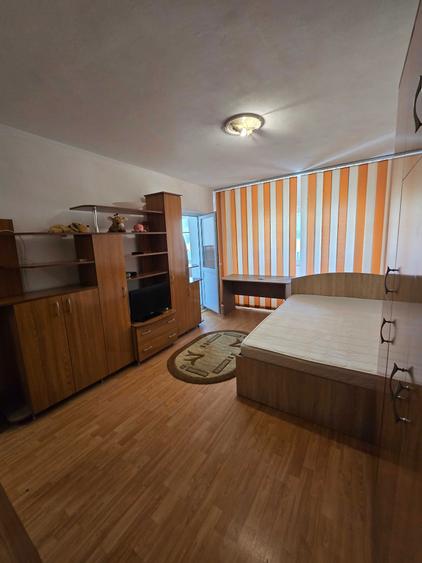 Inchiriez garsoniera- zona Mihail Sebastian- direct proprietar - 1