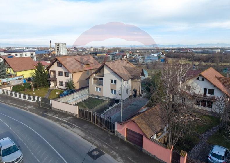 Casă noua - parcări subterane, teren 500 mp, Codlea - 5