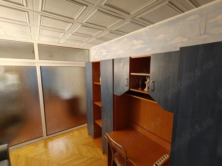 Caut coleg de apartament zona Tractoru - 2