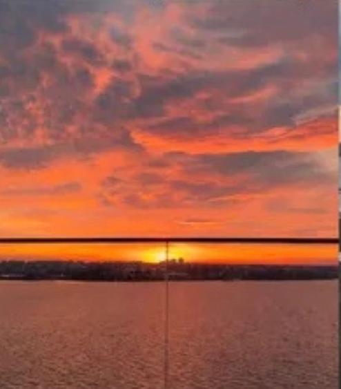 Apartament spectaculos in Mamaia la doar 1.5 km de oras. Parcare inclusa - 17