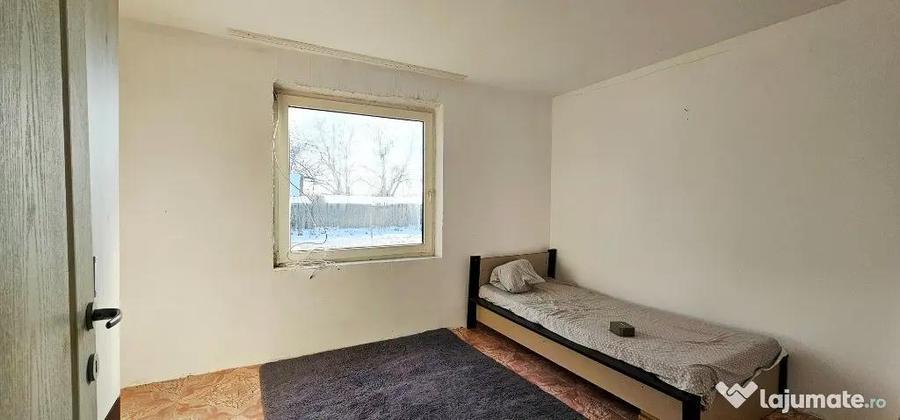 Proprietate situata in com.Girov - 13