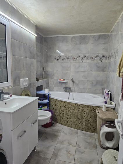 CASA 5 CAMERE - STADION - 10