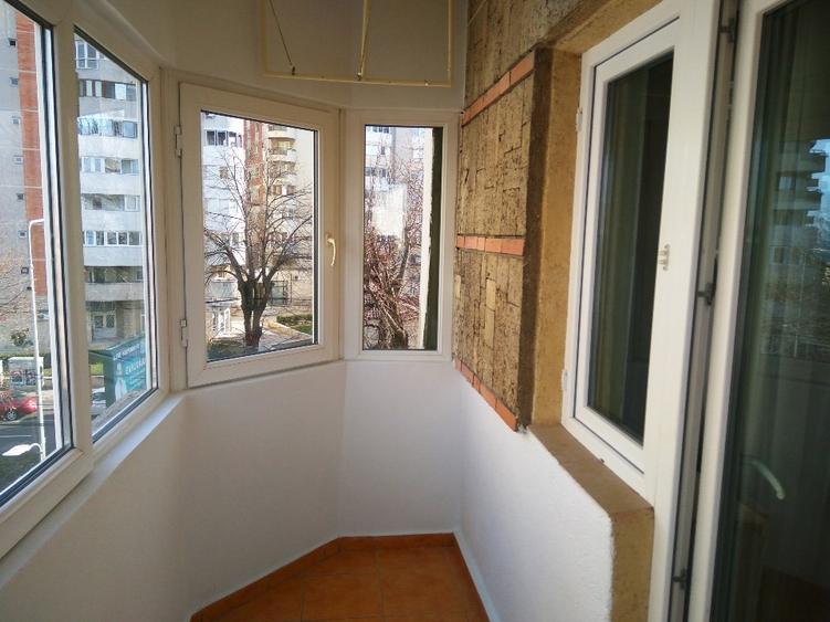 Inchiriez apartament 2 camere decomandat zona Capitol - 8