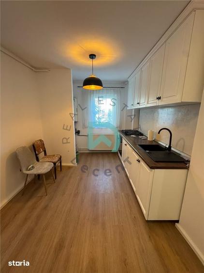 Apartament cu 2 camere decomandat în Griviței