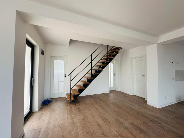 Casă individuală modernă | de vânzare P+M - Comuna Berceni | 4 camere, teren 406 - 12