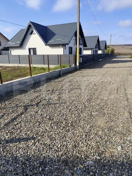 Cladire mixta, magazin, bar, spatiu birouri, Letcani - 5