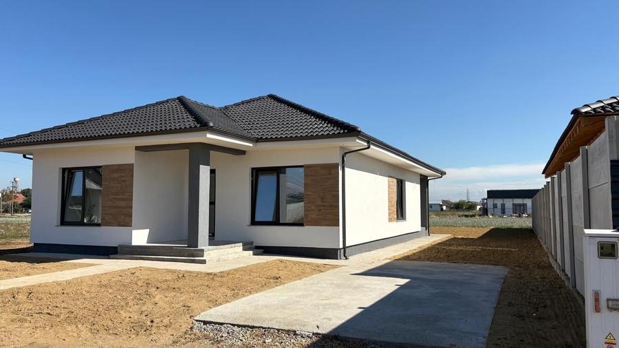 Casa Santandrei, 159 000 E (neg). Comision 0. - 4