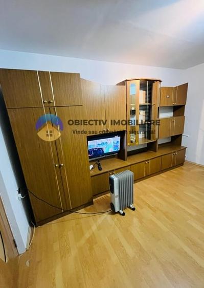 Garsonieră decomandată în Mărăței