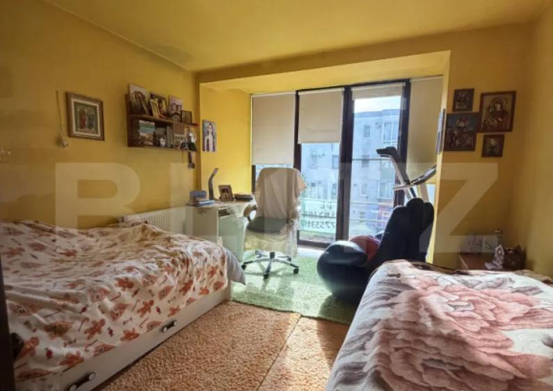 Apartament central, 3 camere, zona Plopilor - 9