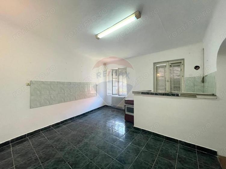 Casa cu 3 camere de vanzare in zona centrala comison 0% - 16