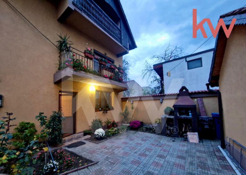 Casa 3 etaje, zona Centrala - 11