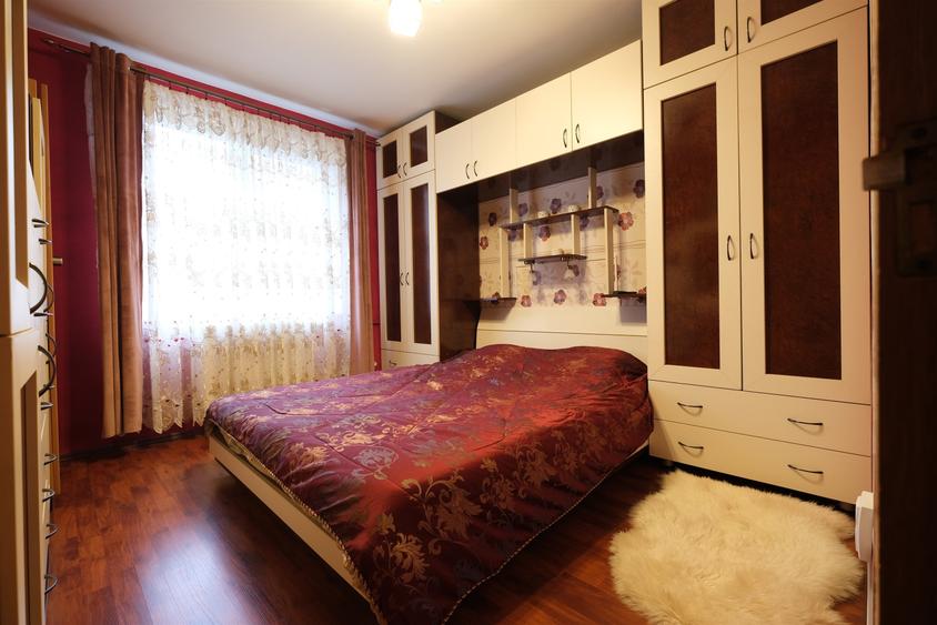 CRANGASI - Piata Crangasi, apartament 2 camere decomandate, etaj 1/8 - 4