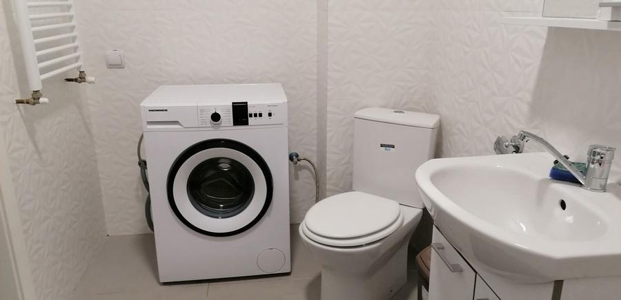 Inchiriez apartament cu doua camere foarte mari in White Tower (complet utilat) 2500 lei. - 5