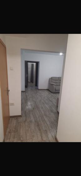 Apartament 2camere semi-decomandat ( zona Orange ULTRA-CENTRAL ) - 1