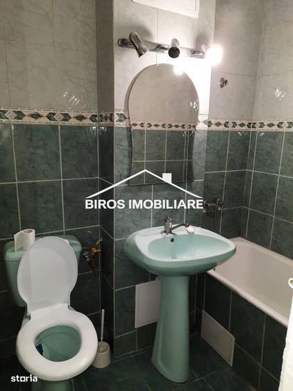 Garsoniera Rovine - ?coala 39 - 2