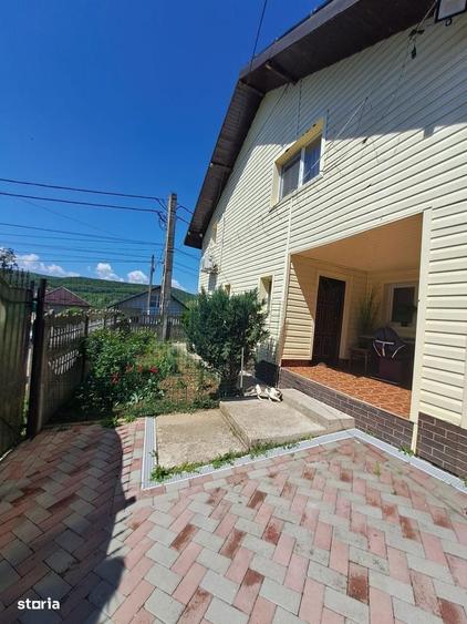 Vand casa cu panouri solare si centrala ,la 7 km de Mioveni - 4