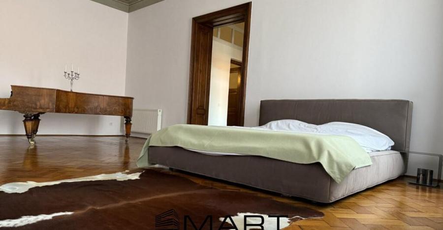 Apartament cu 3 camere in Centrul Istoric - 13