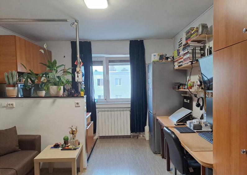 Garsoniera semidecomandata - zona Astra - 16