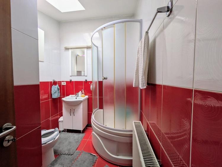 Duplex cu 3 apartamente – zona Steaua - Comision 0% - 12