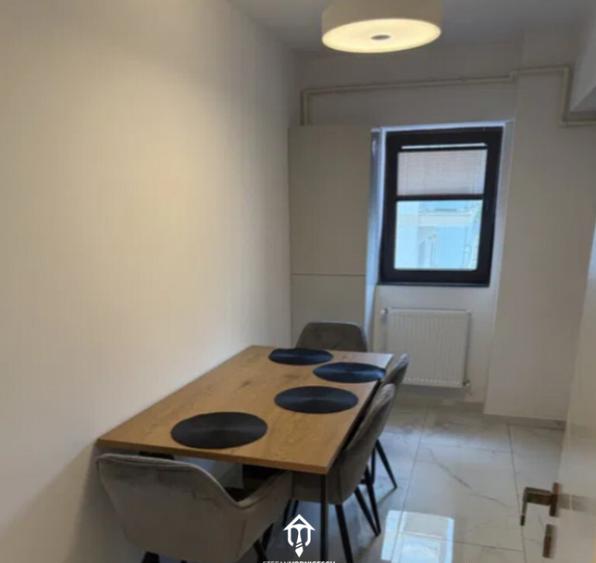 Apartament cu 2 camere decomandat | Loc de parcare inclus | - 1